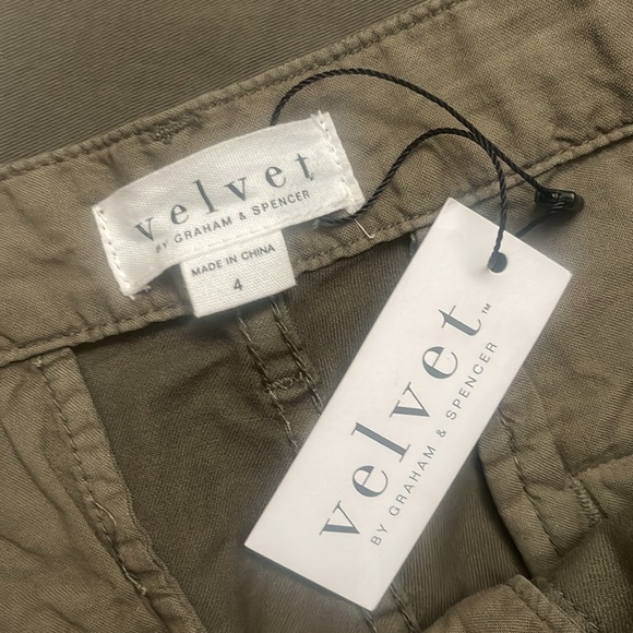 NWT Velvet by Graham & Spencer 🫒 - Picture 5 of 6